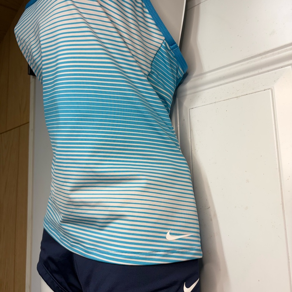 Nike Aqua and Navy Striped Activewear Set